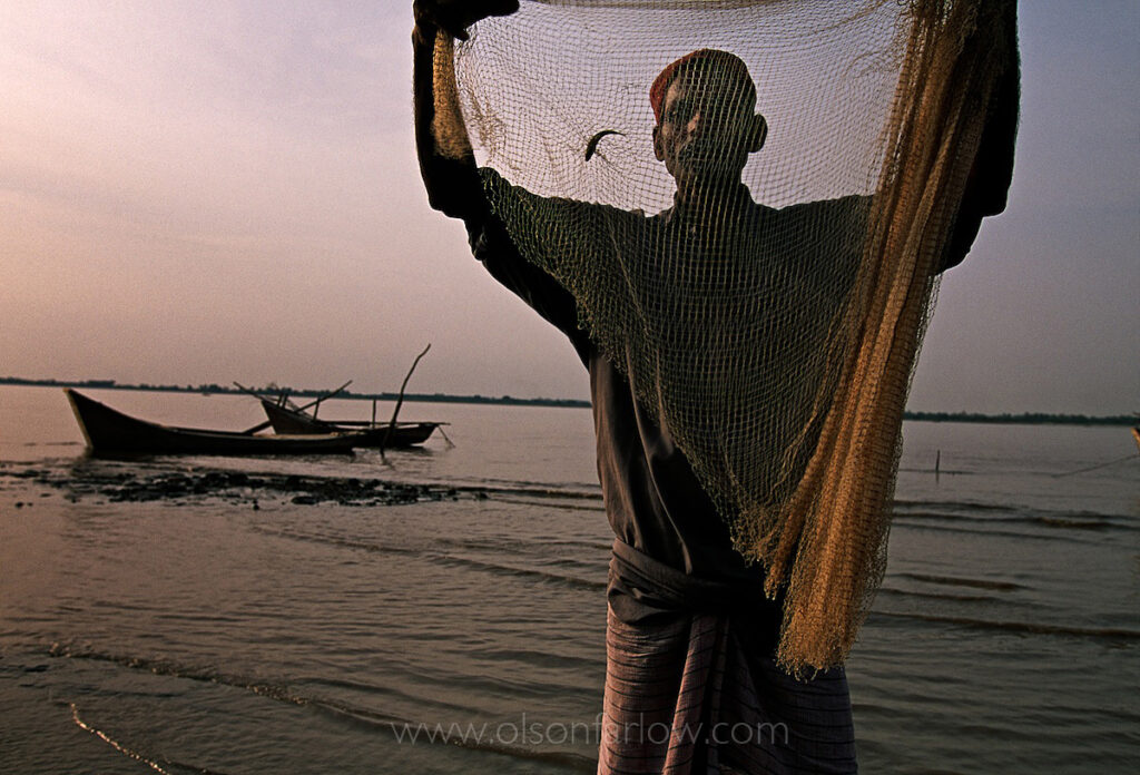 Fisherman, Net, Only One Small Fish